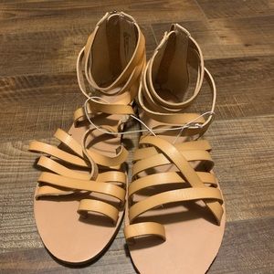 NWT Mossimo Gladiator Sandals size 9.5